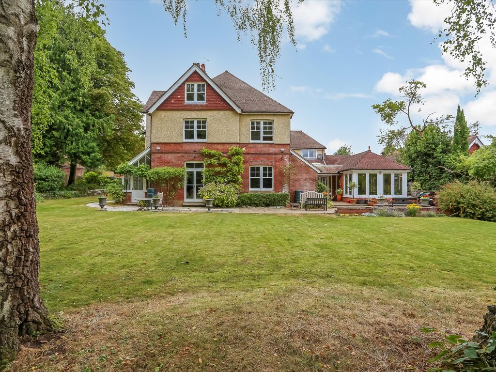 Links Road, Winchester, Hampshire SO22  
