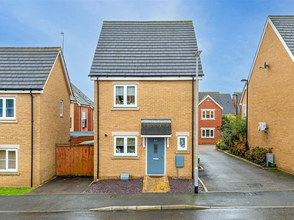 3 bed property for sale in Epping Road, Corby NN18 Zoopla