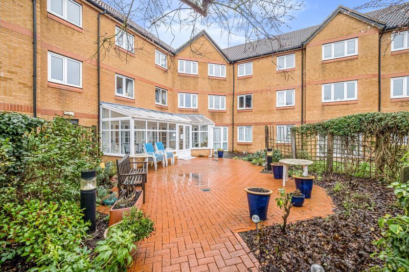 1 bed flat for sale in Parkview Court (Ilford), Ilford IG2 Zoopla