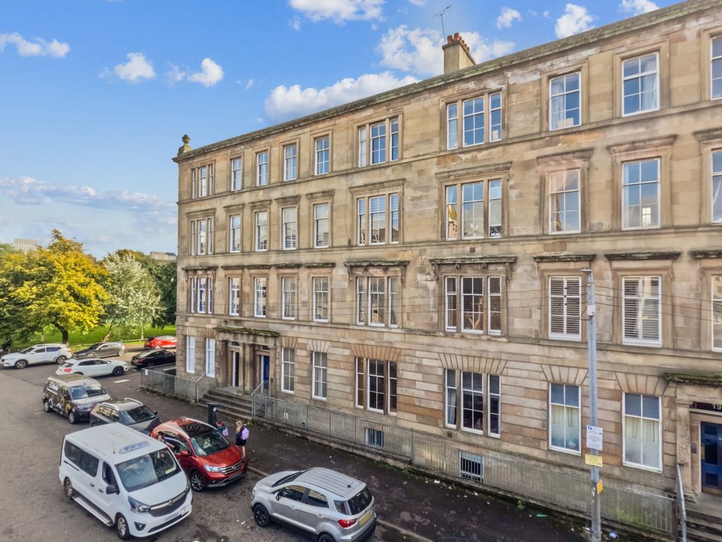 2 bed flat for sale in Kent Road, Finnieston, Glasgow G3, £239,000 Zoopla