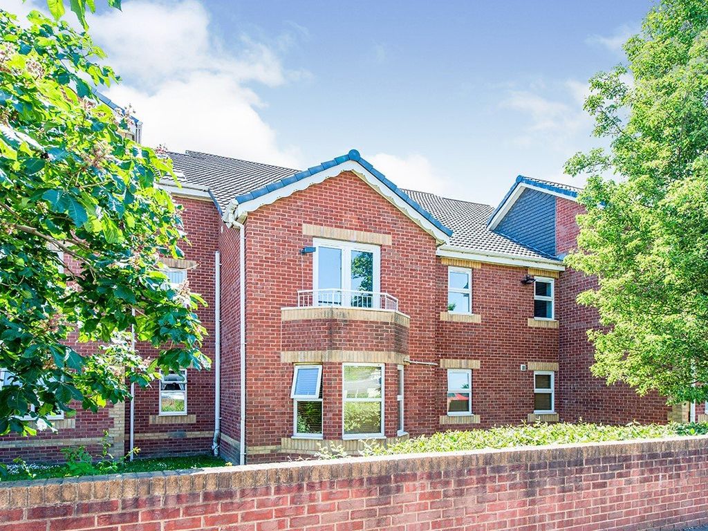 2 bed flat for sale in Sandringham Court, Streethouse, Pontefract, West