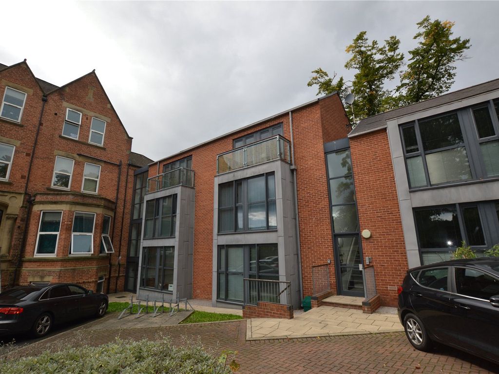 1 bed flat for sale in 4 Linden House, Manygates Park, Wakefield, West