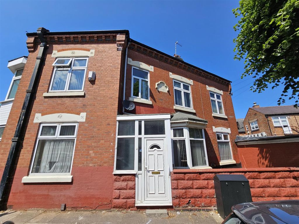 4 bed end terrace house to rent in Ascot Road, Belgrave, Leicester LE4