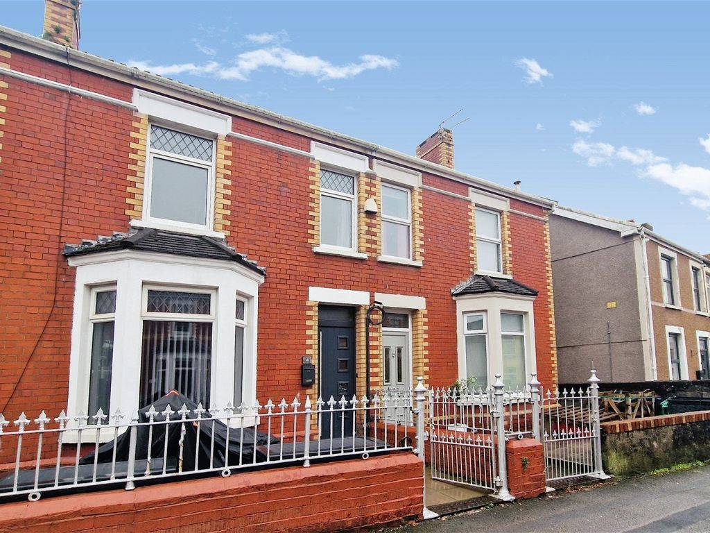 4 bed semidetached house for sale in Commercial Street, Kenfig Hill