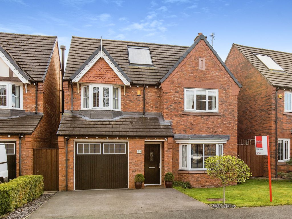 4 bed detached house for sale in Cherry Tree Close, Charnock Richard