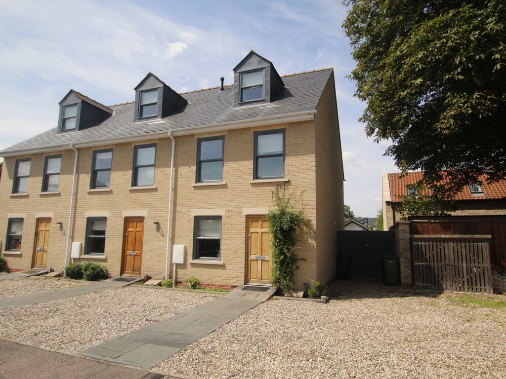 4 bed end terrace house to rent in Scotsdowne Road, Trumpington