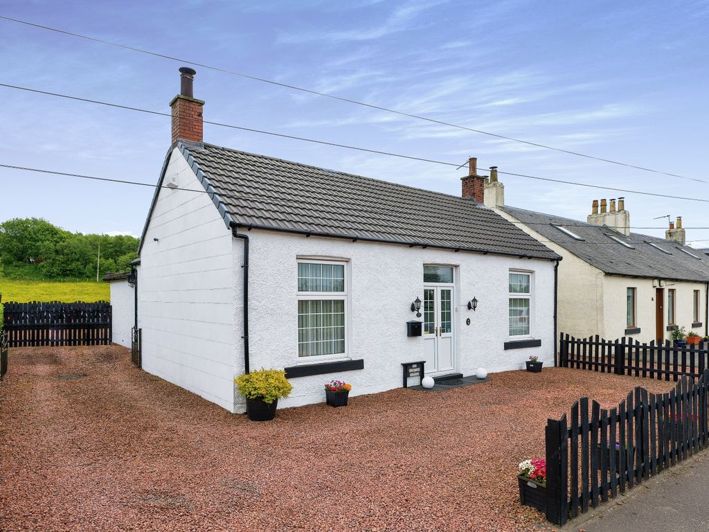 3 bed detached bungalow for sale in Lochlibo Road, Lugton KA3 Zoopla