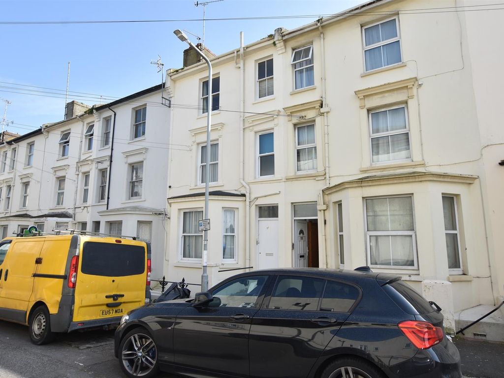1 bed flat for sale in Earl Street, Hastings TN34, £80,000 Zoopla