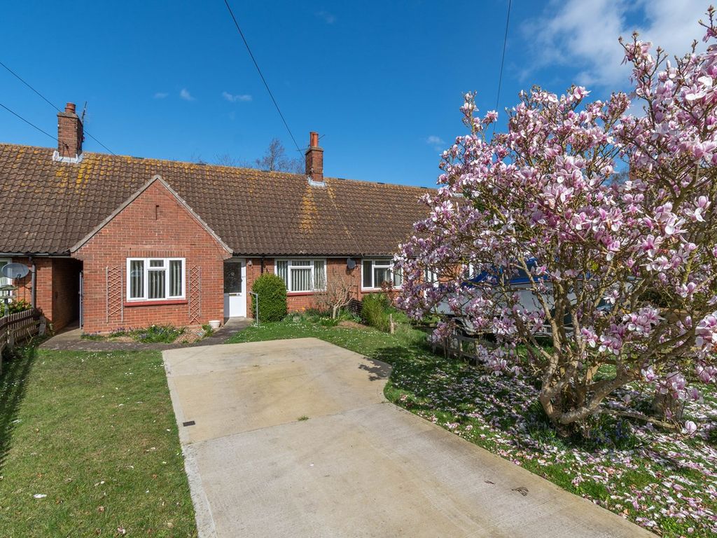 2 bed terraced bungalow for sale in Priory Crescent, Binham NR21, £