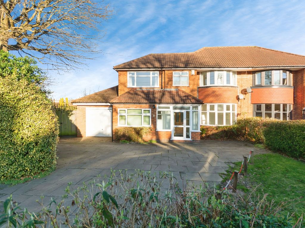 4 bed semidetached house for sale in Thurlston Avenue, Solihull, West