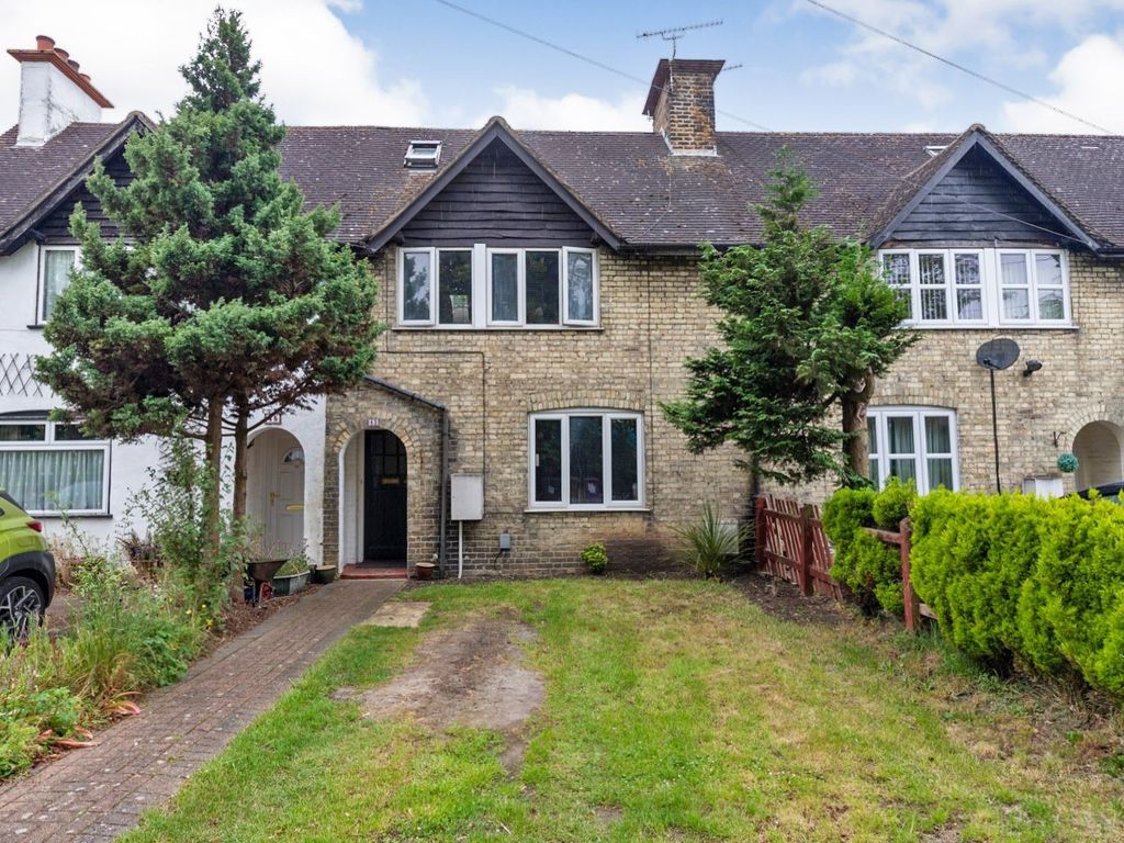 2 bed terraced house for sale in Pixmore Avenue, Letchworth Garden City