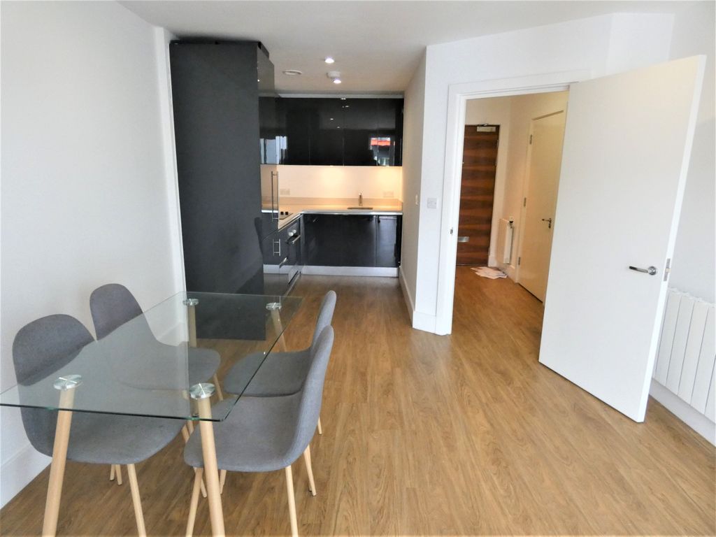 1 bed flat to rent in Warehouse Court, No1 Street, Woolwich Arsenal