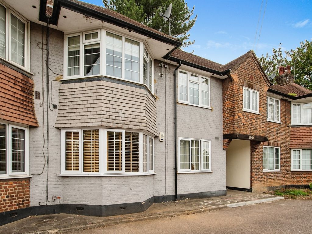 2 bed flat for sale in Apsley Grange, Hemel Hempstead HP3, £260,000 Zoopla