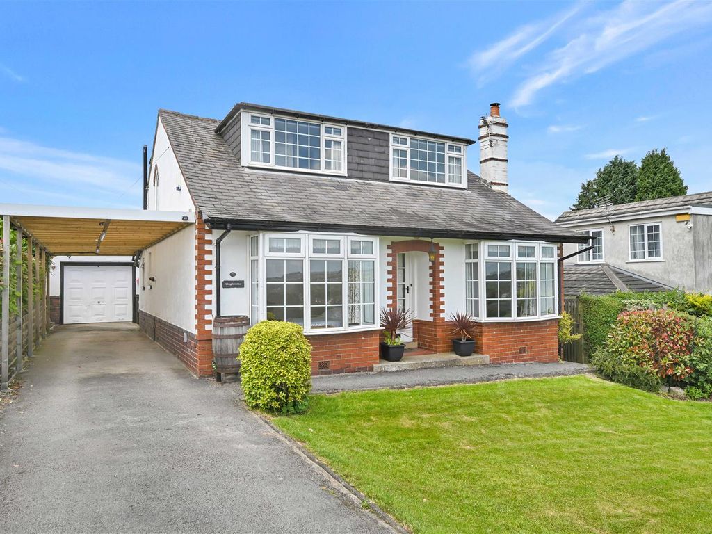 3 bed detached bungalow for sale in Greenfield Avenue, Guiseley, Leeds