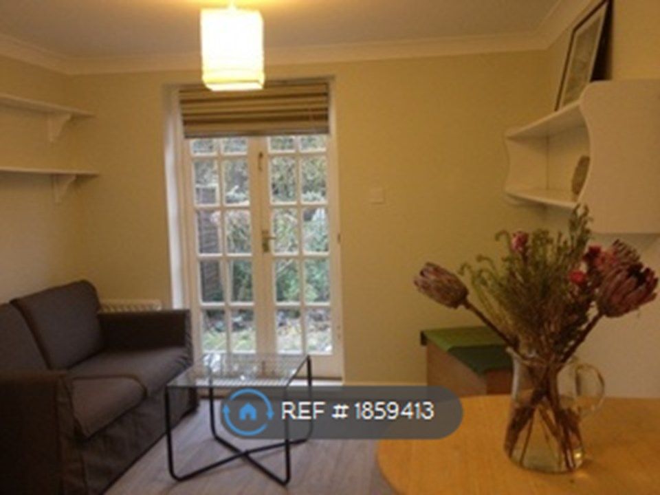 1 bed flat to rent in Girton, Cambridge CB3, £1,200 pcm Zoopla