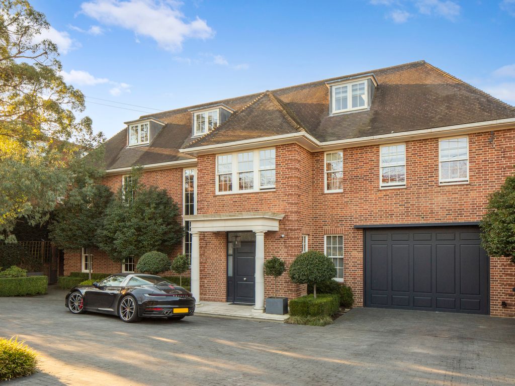 7 bed detached house for sale in Winnington Road, Hampstead N2, £