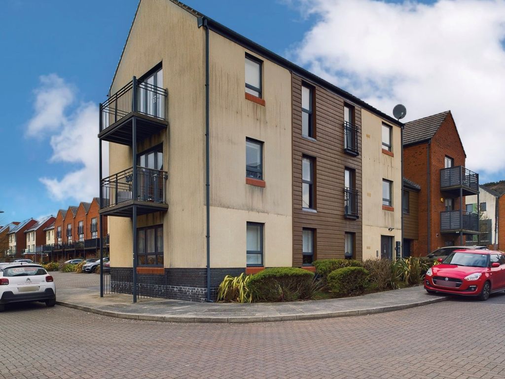 2 bed flat for sale in Langdon Road, Swansea SA1 Zoopla
