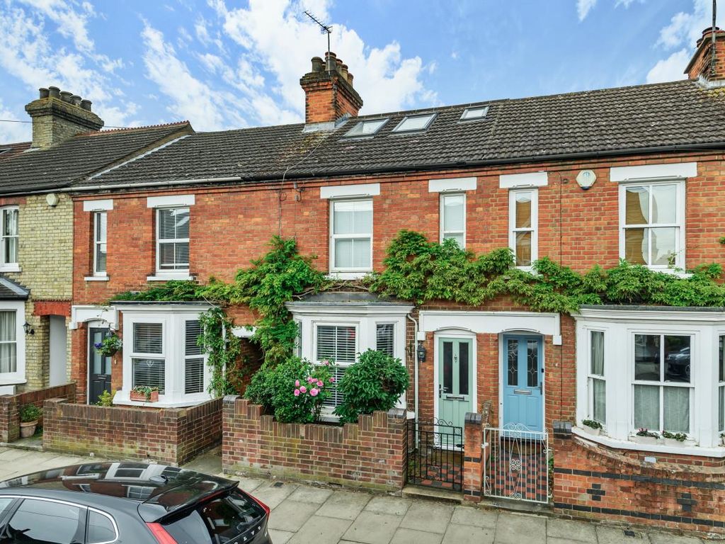 3 bed terraced house for sale in Street, Bedford MK40 Zoopla