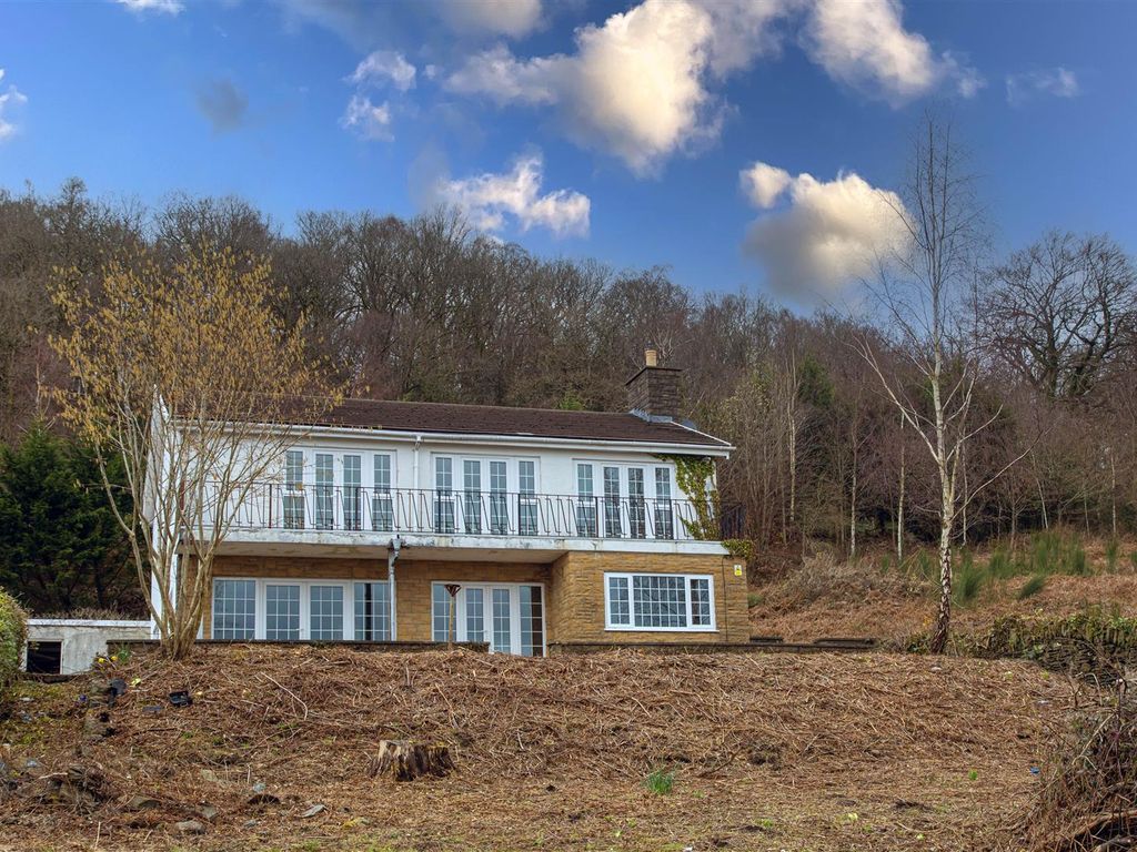 4 bed detached house for sale in Cardiff Road, Edwardsville, Treharris