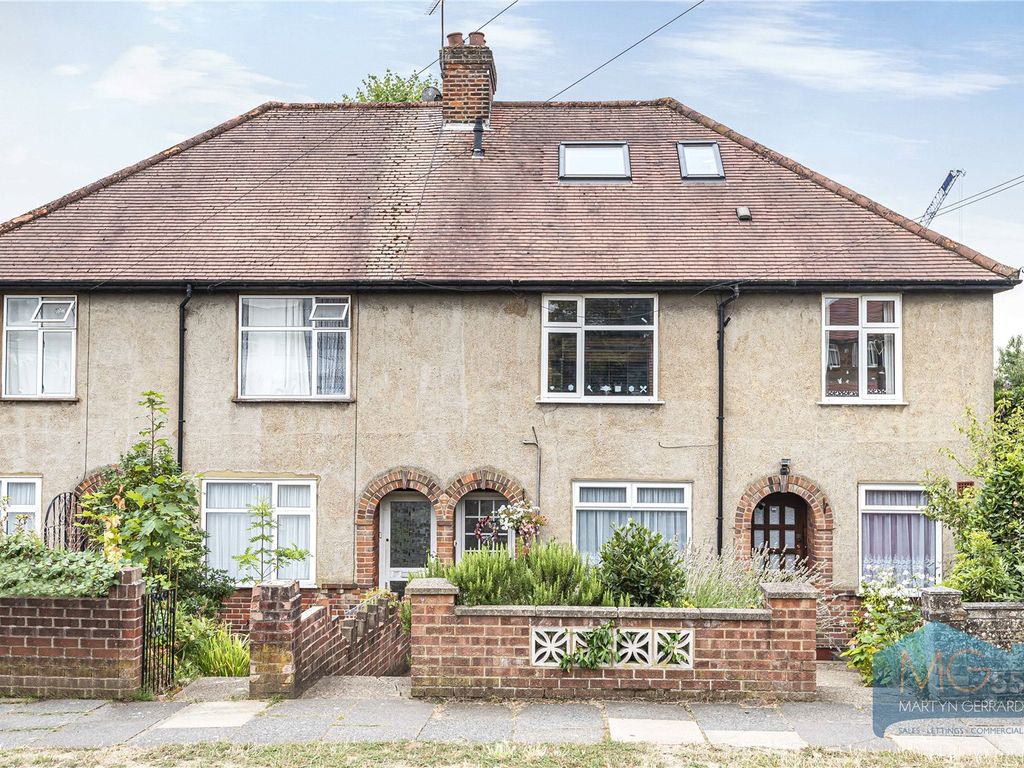 3 bed flat for sale in The Fairway, Southgate, London N14 Zoopla