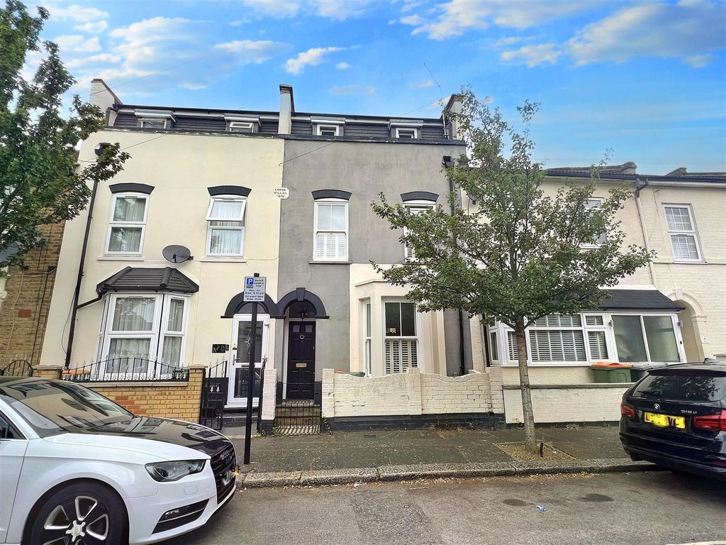 4 bed terraced house for sale in Heyworth Road, London E15 Zoopla