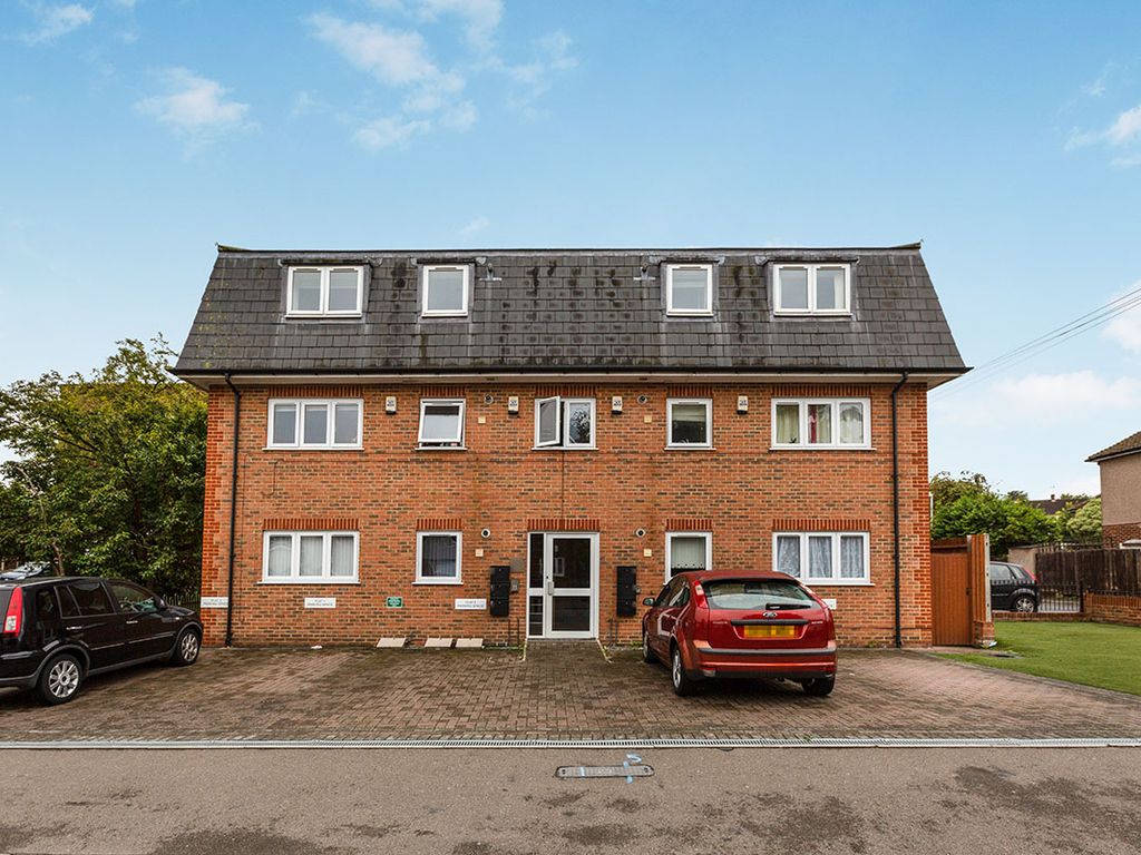 2 bed flat for sale in Hillside Avenue, Gravesend, Kent DA12 Zoopla