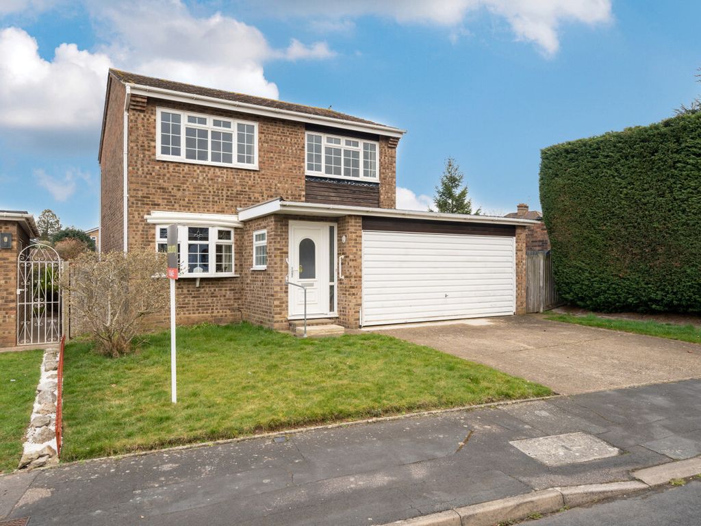 4 bed detached house for sale in The Oval, Broxbourne, Hertfordshire