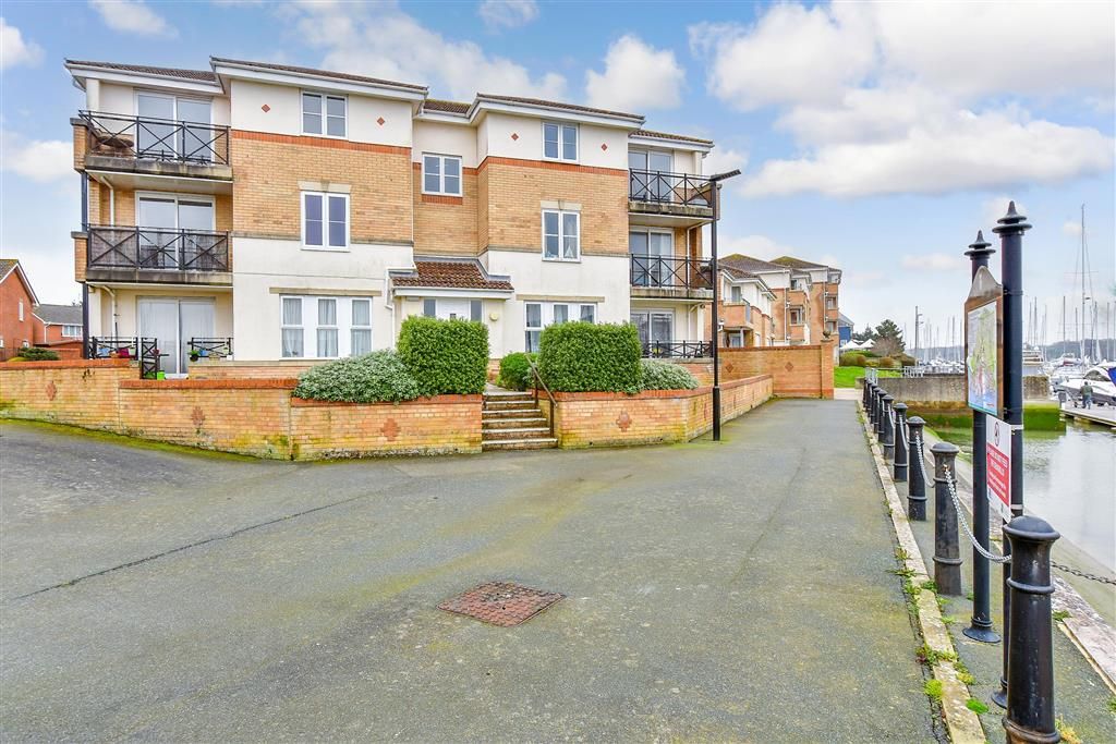2 bed flat for sale in Cavalier Quay, East Cowes, Isle Of Wight PO32, £