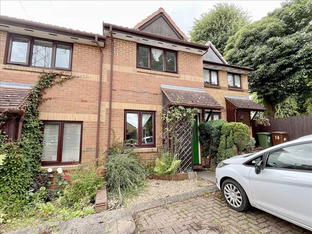 2 bed terraced house for sale in Richfield Road, Bushey Heath WD23