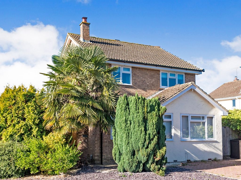 3 bed detached house for sale in Warbeck Gate, Grange Park, Swindon SN5