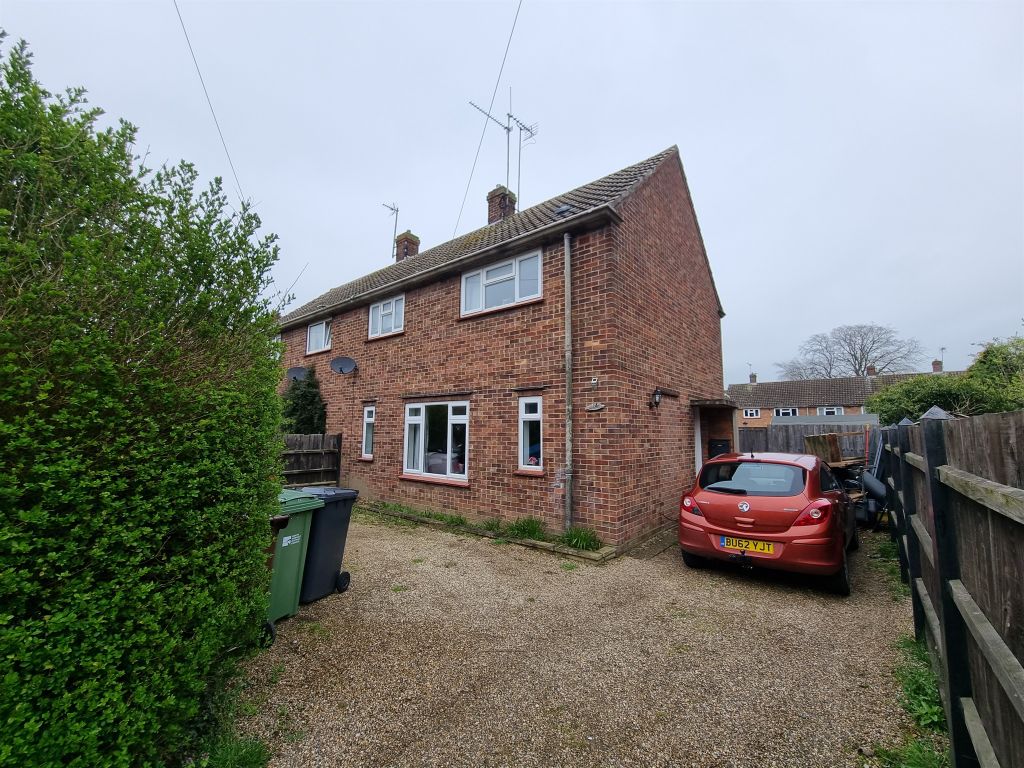4 bed semidetached house for sale in Princes Street, North Walsham