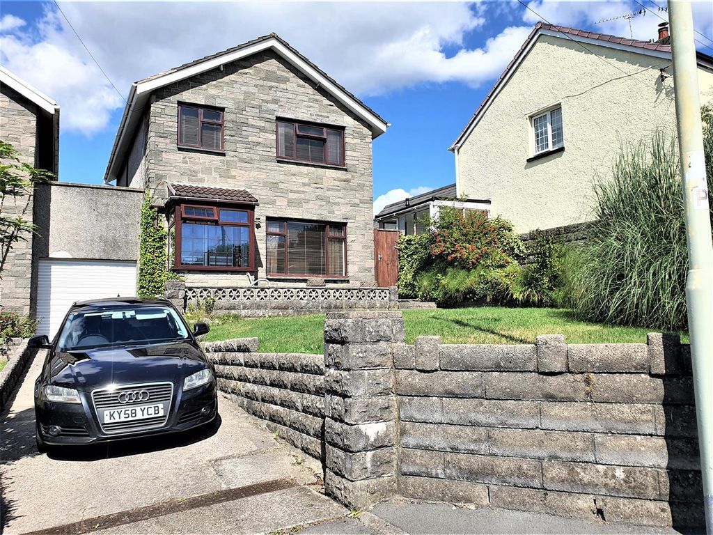 3 bed detached house for sale in Moriah Place, Kenfig Hill, Bridgend