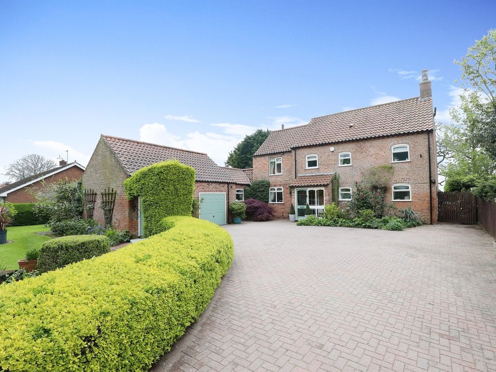 3 bed property for sale in Low Holland Lane, SturtonLeSteeple