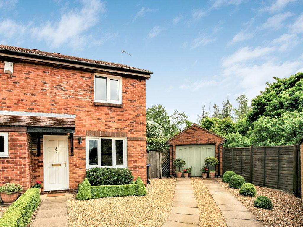 3 bed semidetached house for sale in Yeoman Meadow, East Hunsbury, Northampton NN4 Zoopla
