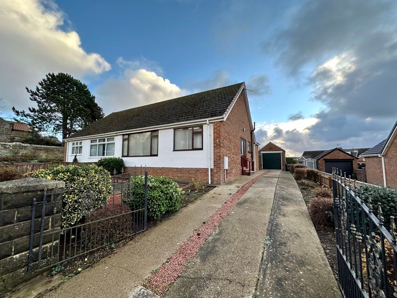 2 bed semidetached bungalow for sale in Glebe Garth, Easington