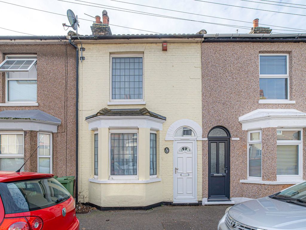 3 bed terraced house for sale in Granville Road, Sheerness ME12, £