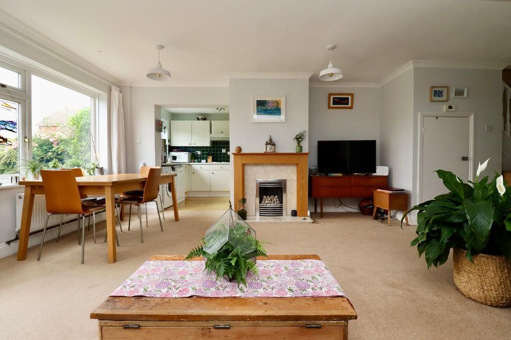 3 bed end terrace house for sale in Links Road, Deal, Kent CT14, £