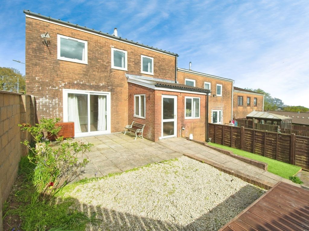 2 bed end terrace house for sale in Charston, Greenmeadow, Cwmbran NP44