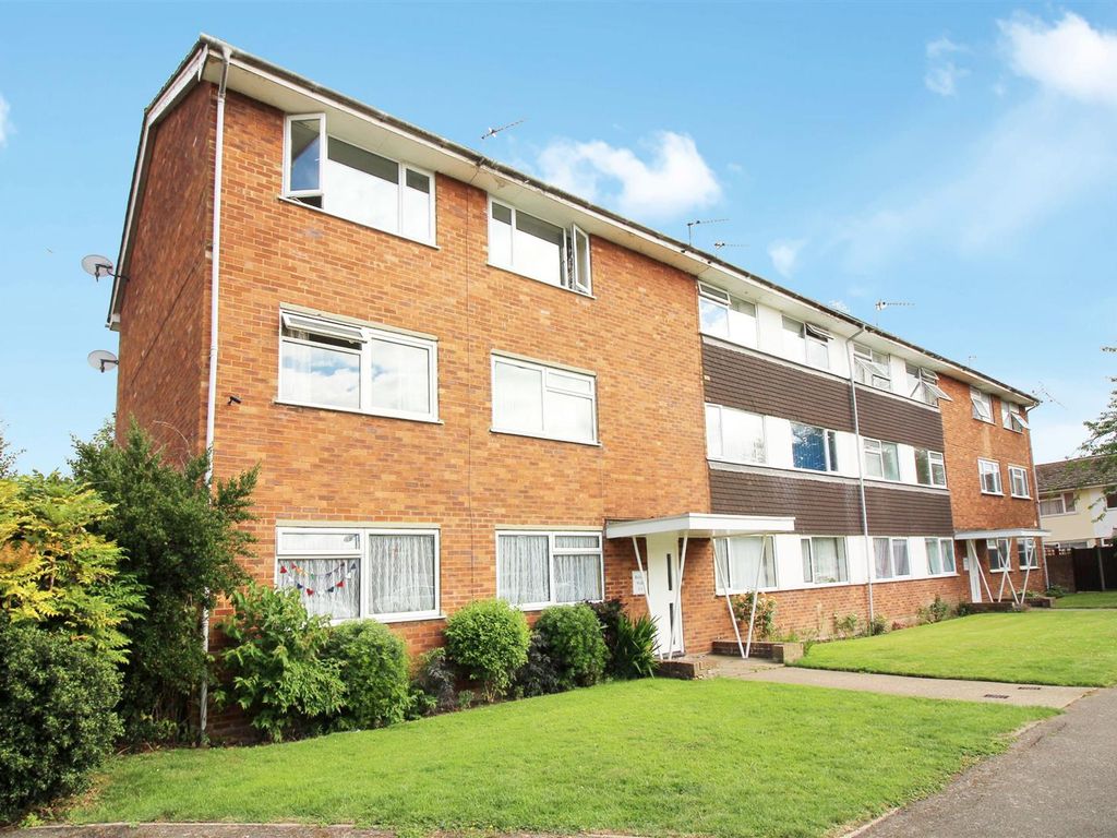 2 bed property to rent in Walk, Aylesbury HP21 Zoopla