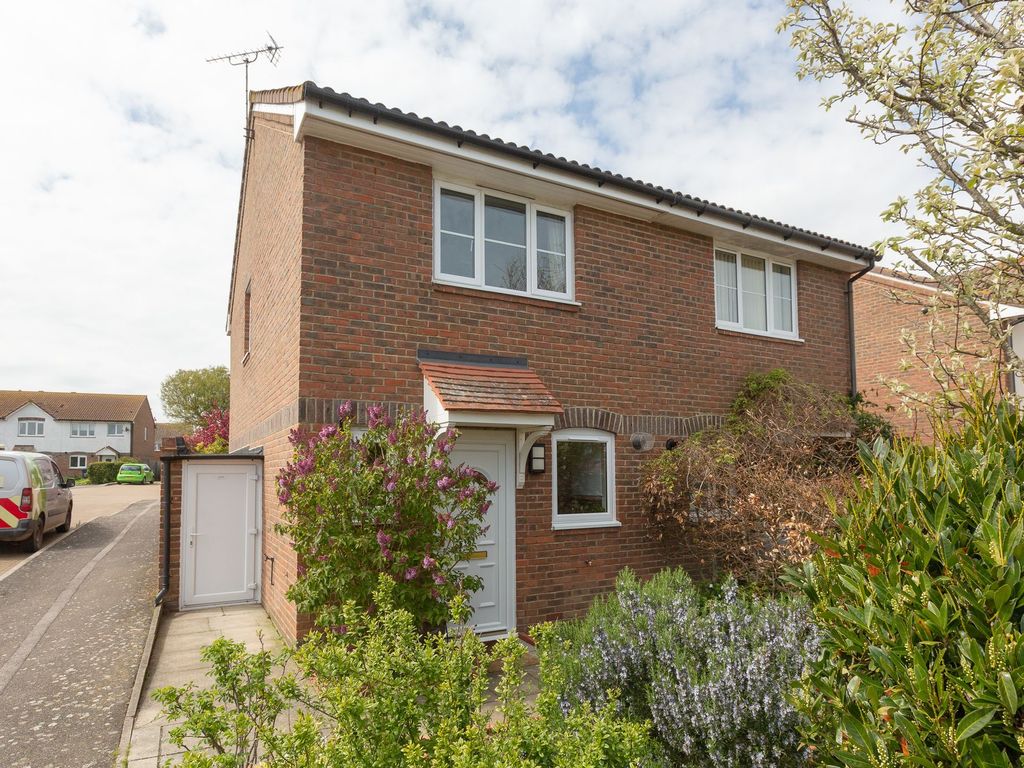 2 bed semidetached house for sale in Linksfield Road, WestgateOnSea