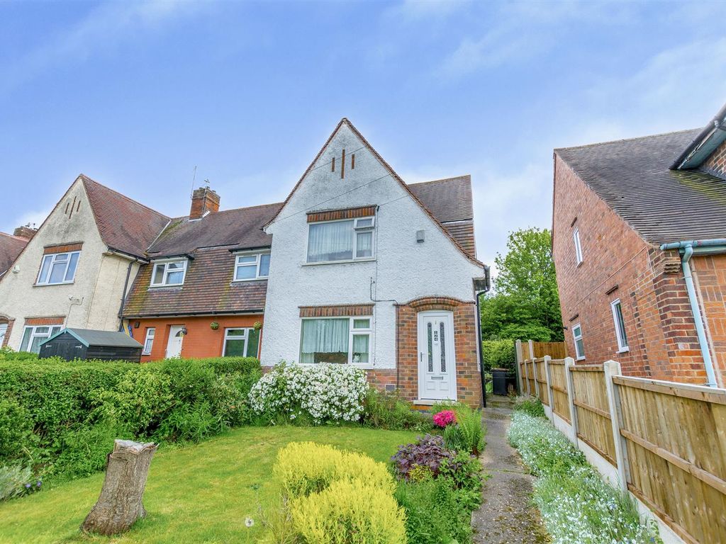 2 bed semidetached house for sale in Dennis Avenue, Beeston