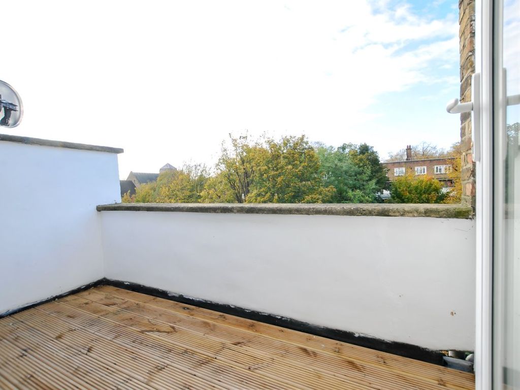 3 bed flat to rent in Petherton Road, London N5, £3,500 pcm Zoopla