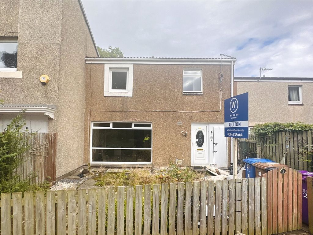 4 bed terraced house for sale in Pladda Avenue, Irvine KA11, £49,000