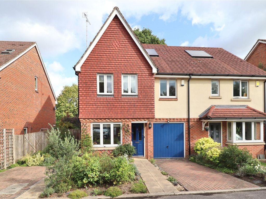 4 bed semidetached house for sale in St. Johns, Woking, Surrey GU21, £