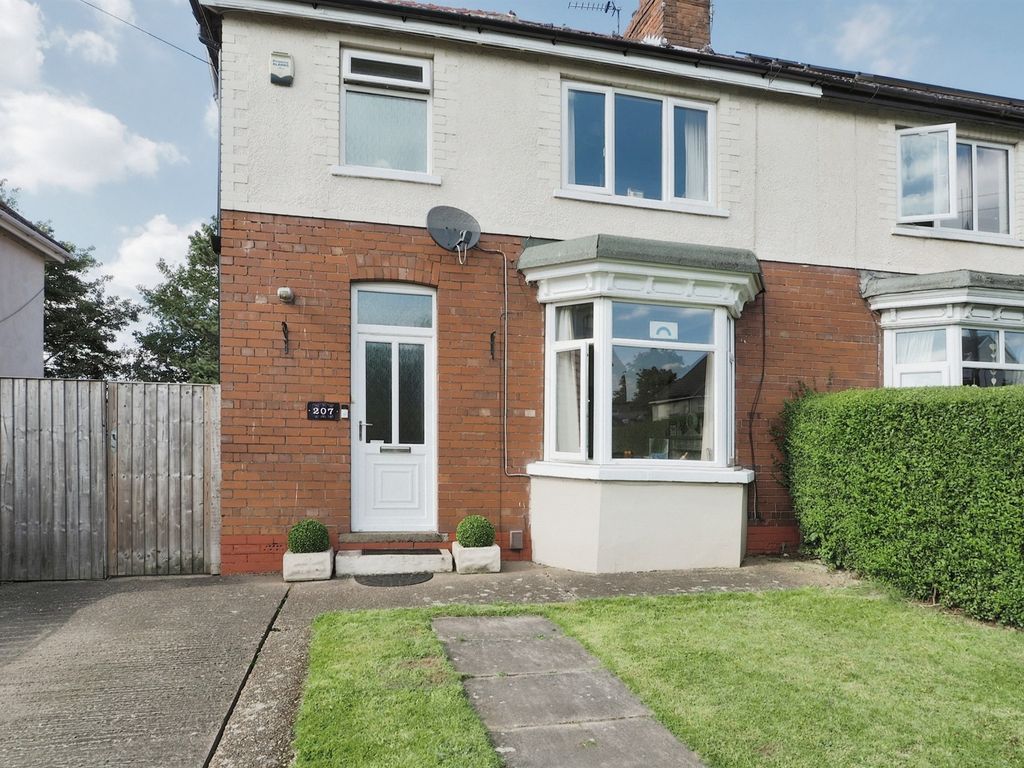 3 bed semidetached house for sale in Burringham Road, Scunthorpe DN17
