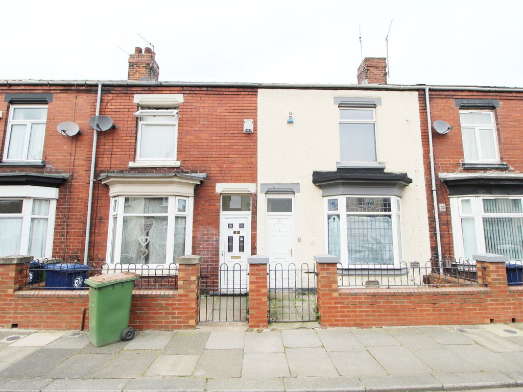 3 bed terraced house to rent in Hampden Street, South Bank