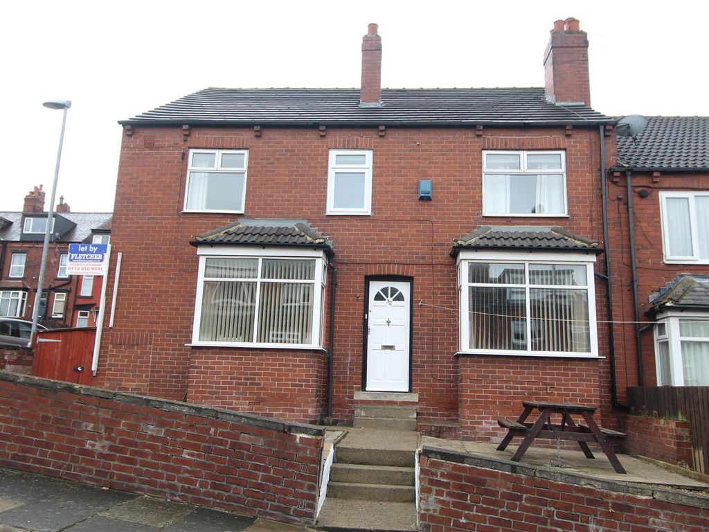 3 bed property to rent in Woodside Terrace, Burley, Leeds LS4 Zoopla