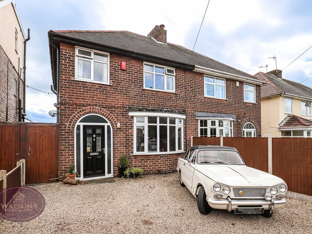 3 bed semidetached house for sale in Newtons Lane, Cossall, Nottingham