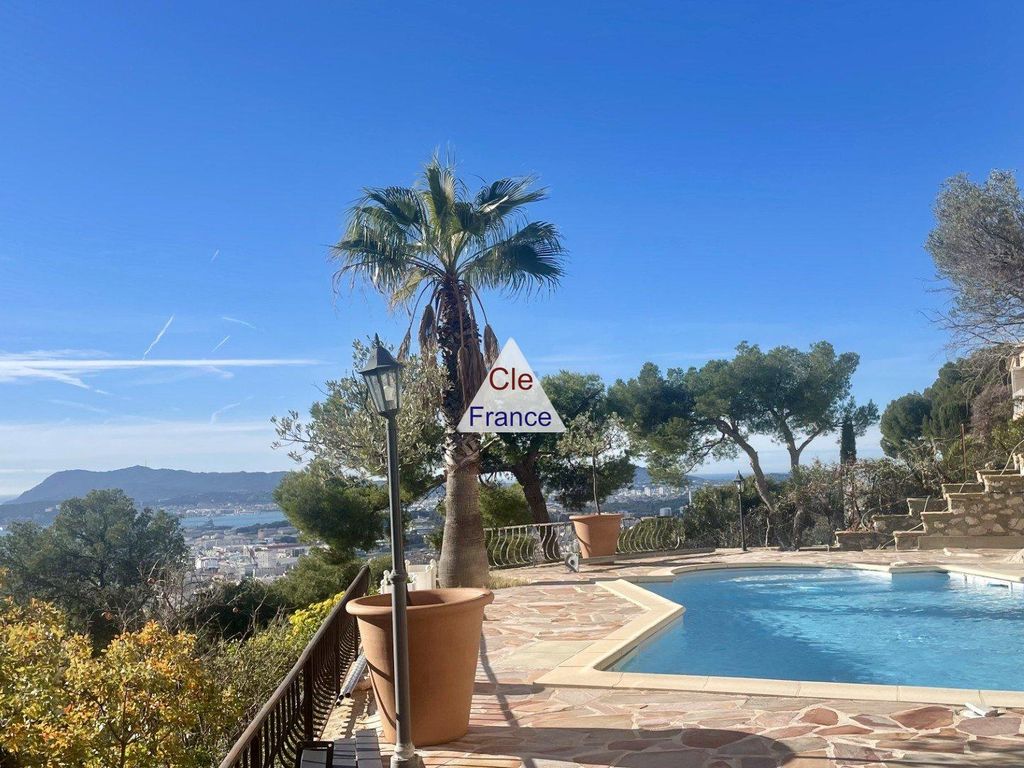 6 bed villa for sale in Toulon, ProvenceAlpesCote D'azur, 83000