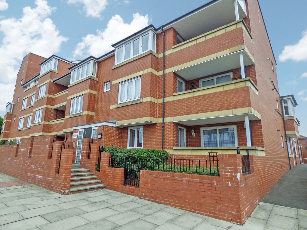 2 bed flat to rent in Seatonville Road, Whitley Bay NE25 Zoopla